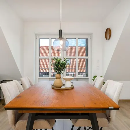 With 2 Bedrooms * غريتسيل